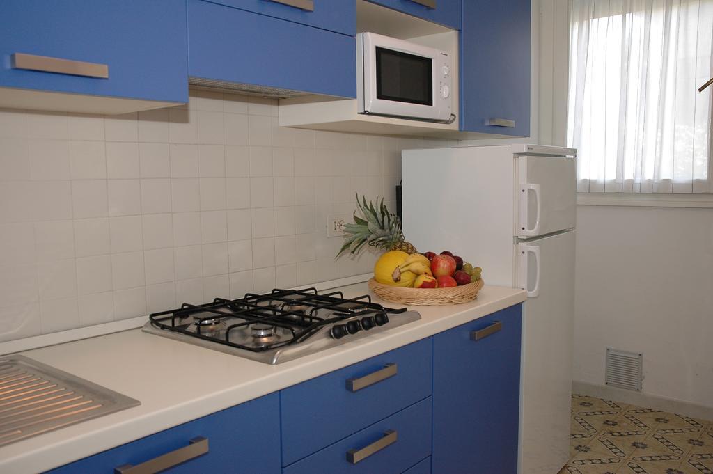 Appartamenti Vacanza Albatros Lignano Sabbiadoro Exteriör bild