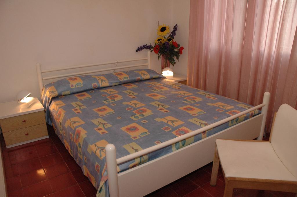 Appartamenti Vacanza Albatros Lignano Sabbiadoro Exteriör bild
