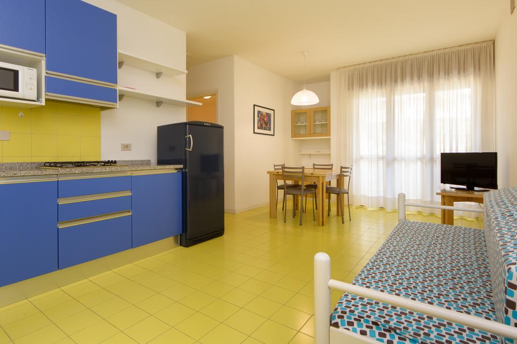 Appartamenti Vacanza Albatros Lignano Sabbiadoro Exteriör bild