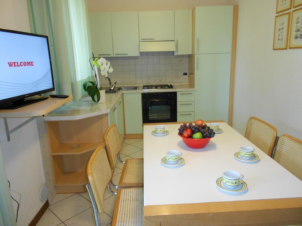 Appartamenti Vacanza Albatros Lignano Sabbiadoro Exteriör bild
